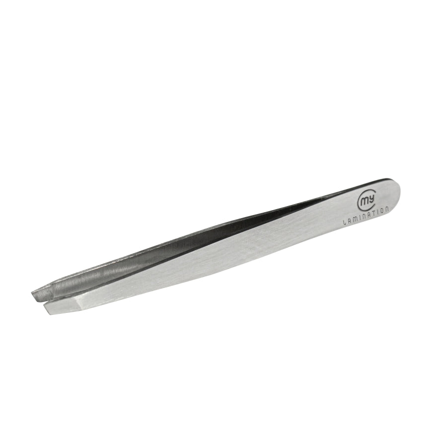 High-grade stainless steel slant-tip eyebrow tweezers by My Lamination, featuring a model precisely shaping brows for a clean, professional finish.